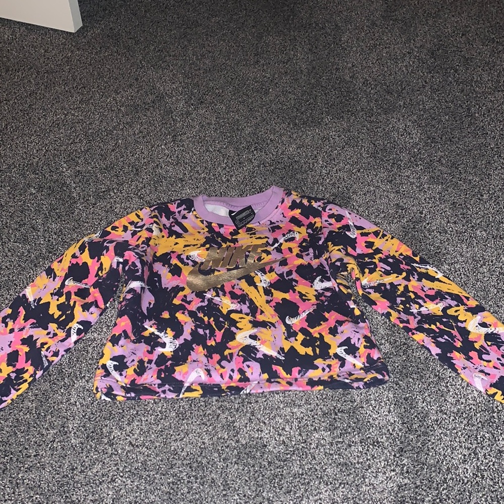 Nike sweatshirt